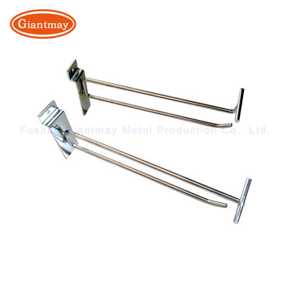 La pantalla de Chrome engancha el gancho de Slatwall del tenedor con el precio